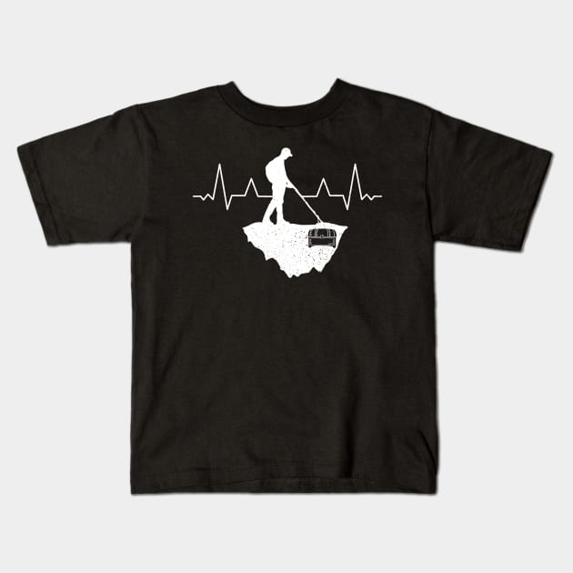 Heartbeat Metal Detectorist - Metal Detecting Treasure Hunting Kids T-Shirt by Anassein.os